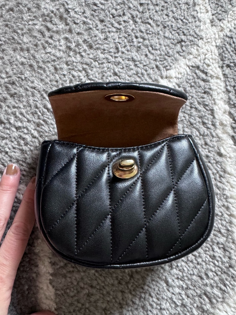 Coach Turnlock Black Quilted Leather Card Case with Chain Strap - Picture 8 of 16